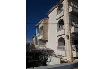 Pension de famille Supetar 3